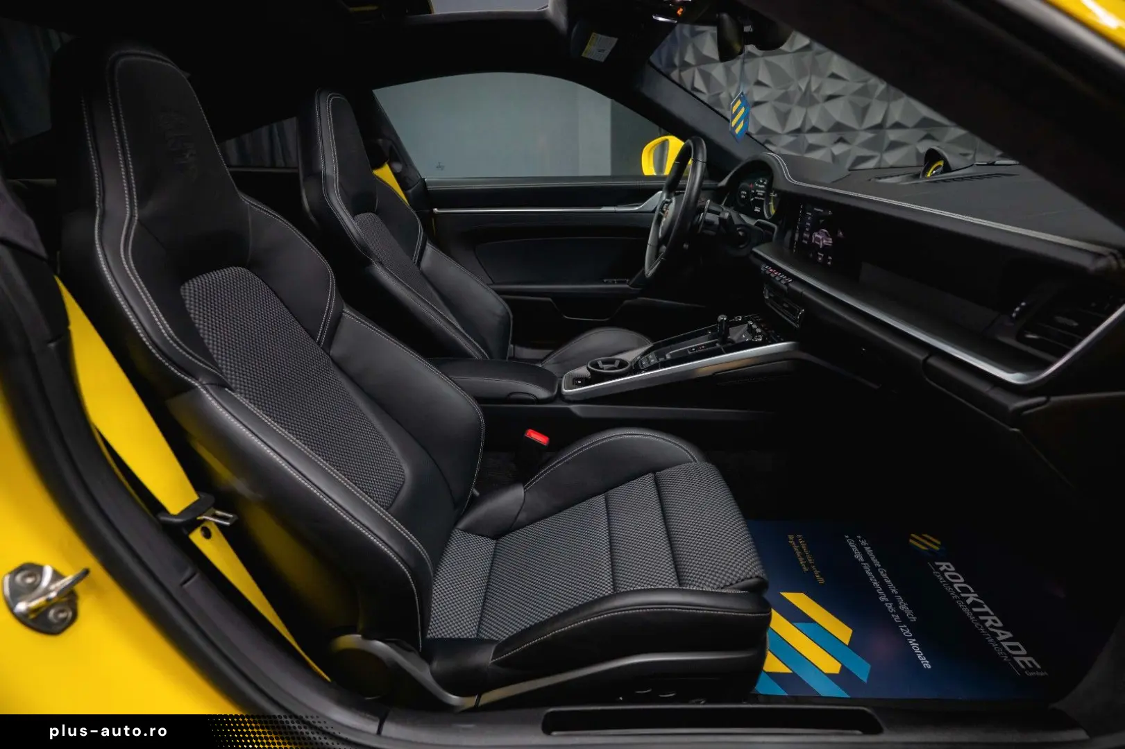 PORSCHE 992 911 Carrera 4 S Sport-Chrono  Pano LED BOSE