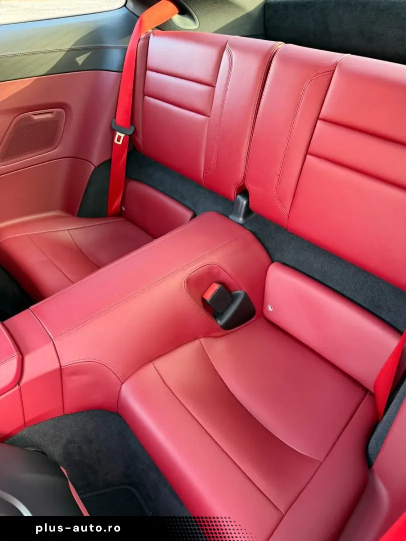 PORSCHE 911 Carrera 4 S - BOSE   CHRONO   SPORTABGAS