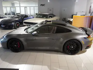 PORSCHE 911 Carrera 4S ~Chrono~Pano~360 ~Bose~PASM~