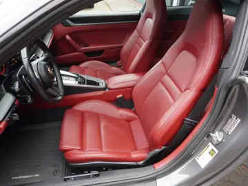 PORSCHE 911 Carrera 4S ~Chrono~Pano~360 ~Bose~PASM~