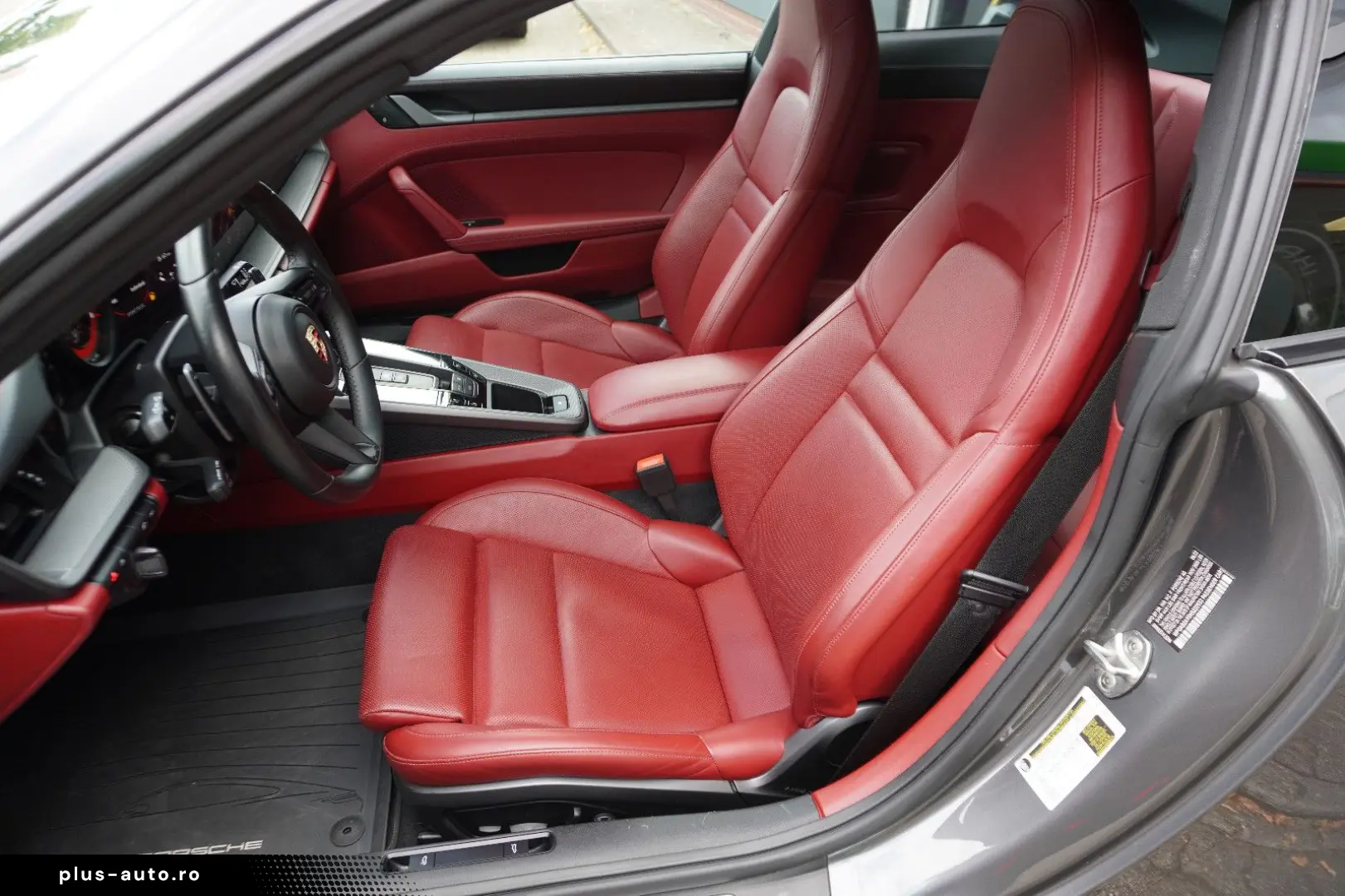 PORSCHE 911 Carrera 4S ~Chrono~Pano~360 ~Bose~PASM~