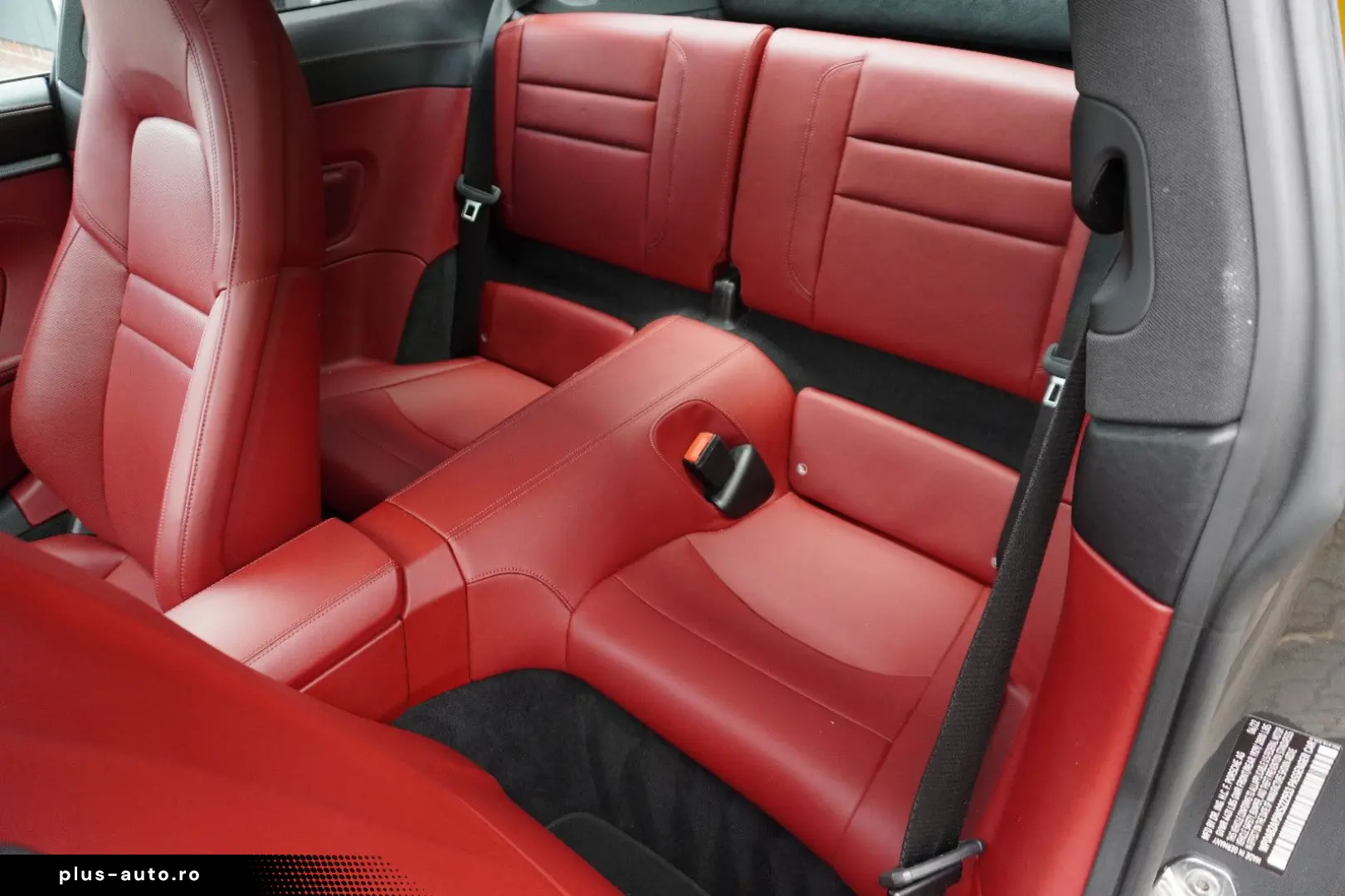 PORSCHE 911 Carrera 4S ~Chrono~Pano~360 ~Bose~PASM~