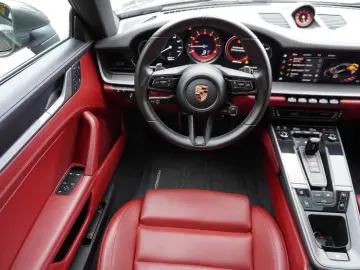 PORSCHE 911 Carrera 4S ~Chrono~Pano~360 ~Bose~PASM~
