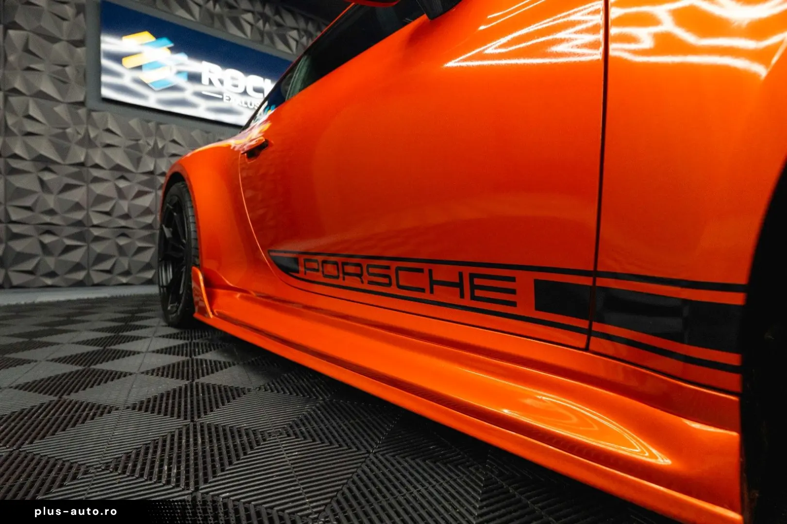 PORSCHE 992 911 Carrera 4 S TECHART AKRAPOVIC 111 Punkte