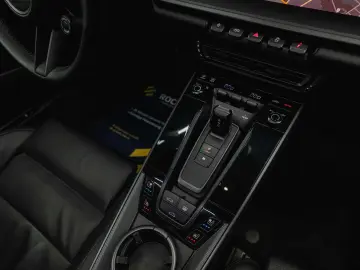 PORSCHE 992 911 Carrera 4 S TECHART AKRAPOVIC 111 Punkte