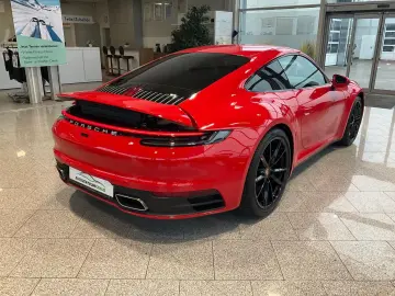 PORSCHE 911 Carrera 4 Porsche Approved bis 06 2026 Navi