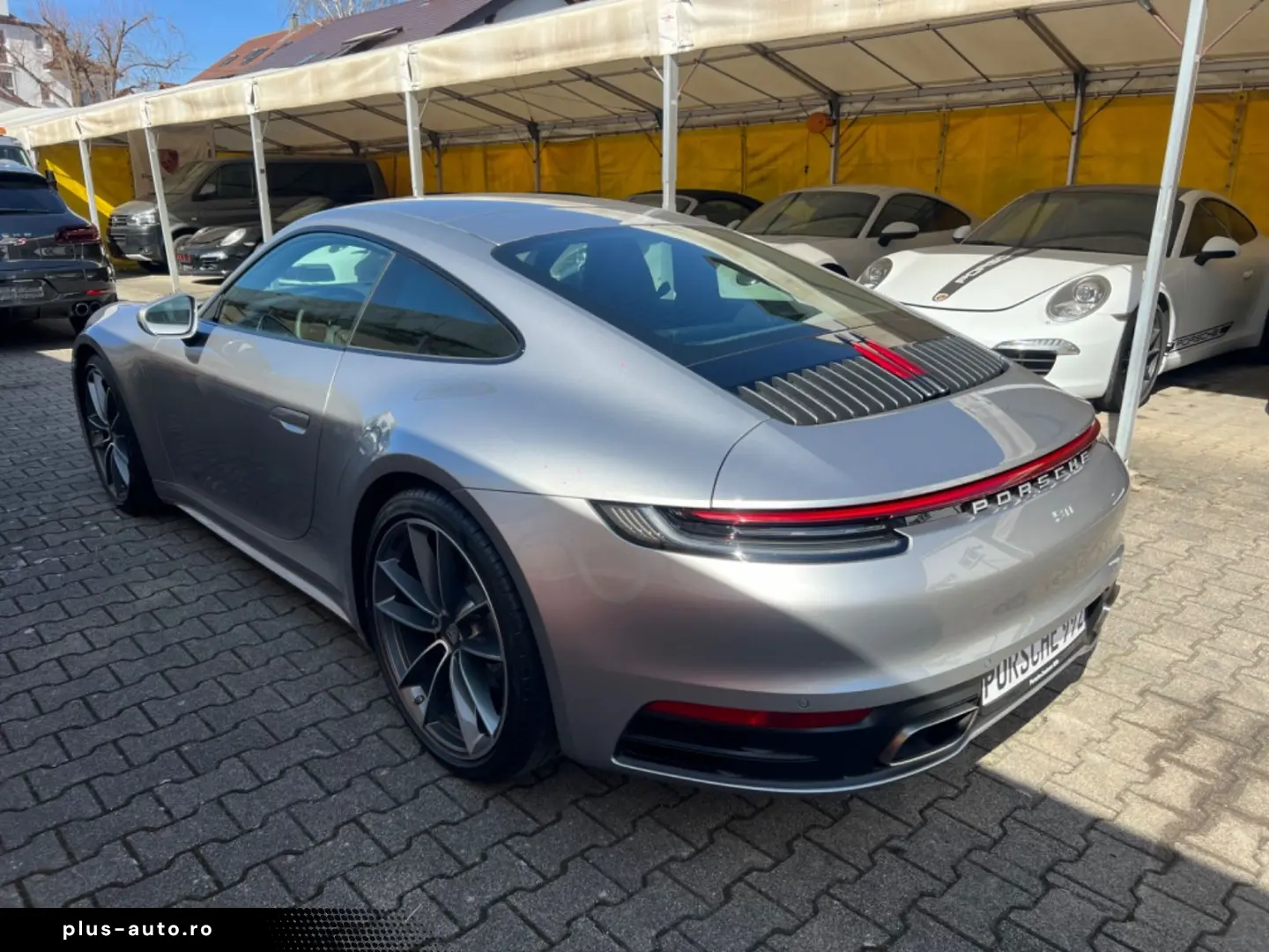 PORSCHE 992 911 Carrera 4 Garantie 2 . Jahre Top Zustand
