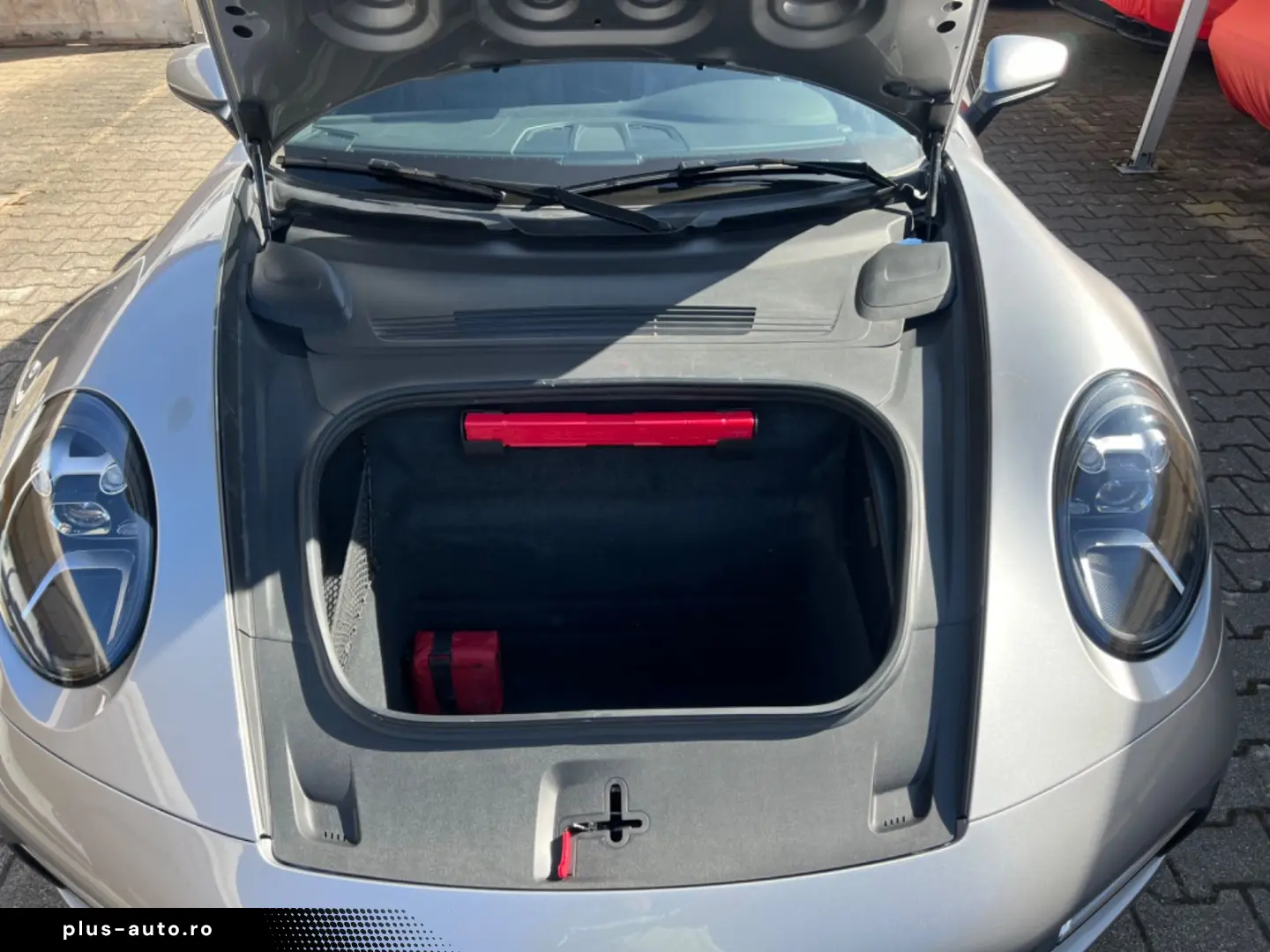 PORSCHE 992 911 Carrera 4 Garantie 2 . Jahre Top Zustand