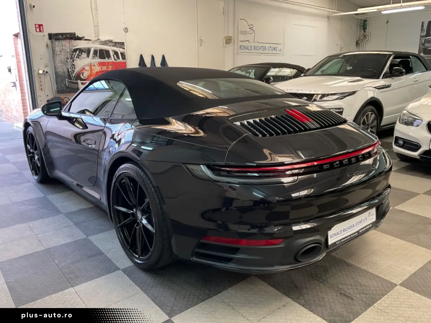 PORSCHE 992 Carrera 4 Cabriolet Aut 2.Hand Approved