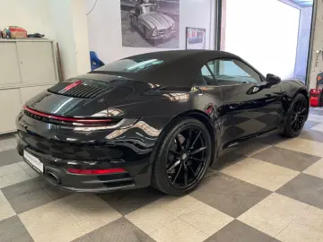 PORSCHE 992 Carrera 4 Cabriolet Aut 2.Hand Approved