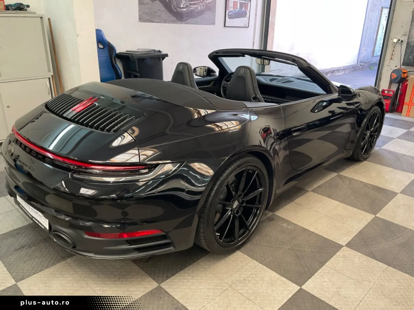 PORSCHE 992 Carrera 4 Cabriolet Aut 2.Hand Approved