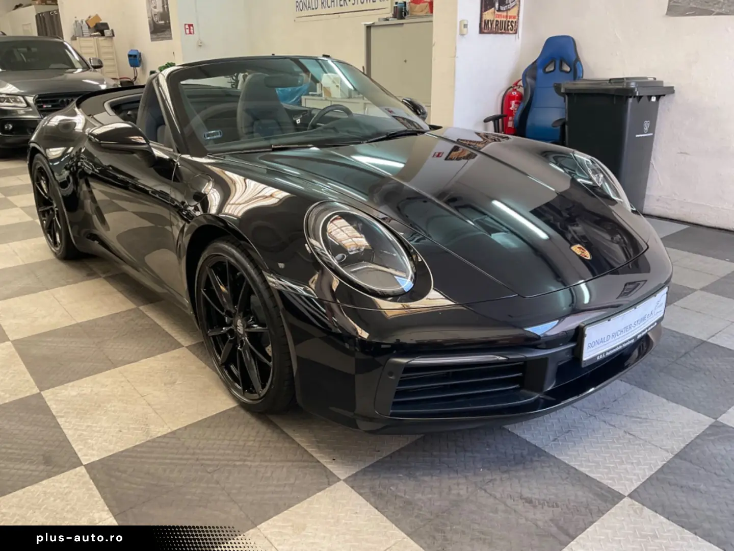 PORSCHE 992 Carrera 4 Cabriolet Aut 2.Hand Approved