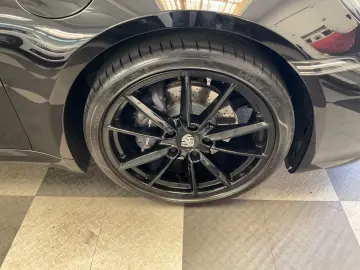 PORSCHE 992 Carrera 4 Cabriolet Aut 2.Hand Approved