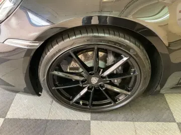 PORSCHE 992 Carrera 4 Cabriolet Aut 2.Hand Approved