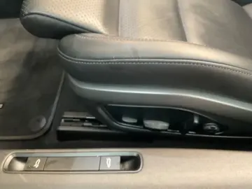 PORSCHE 992 Carrera 4 Cabriolet Aut 2.Hand Approved