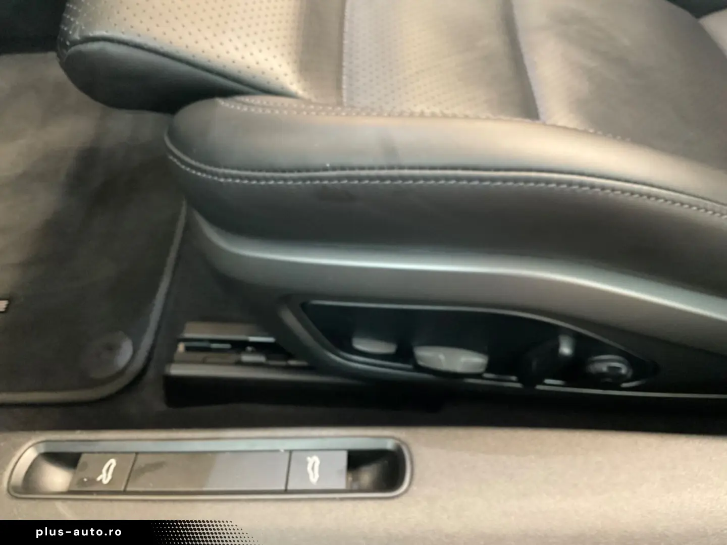 PORSCHE 992 Carrera 4 Cabriolet Aut 2.Hand Approved