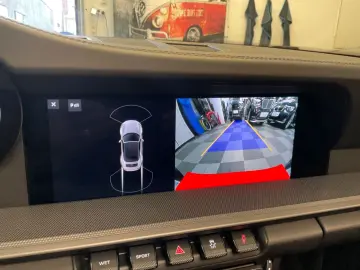 PORSCHE 992 Carrera 4 Cabriolet Aut 2.Hand Approved