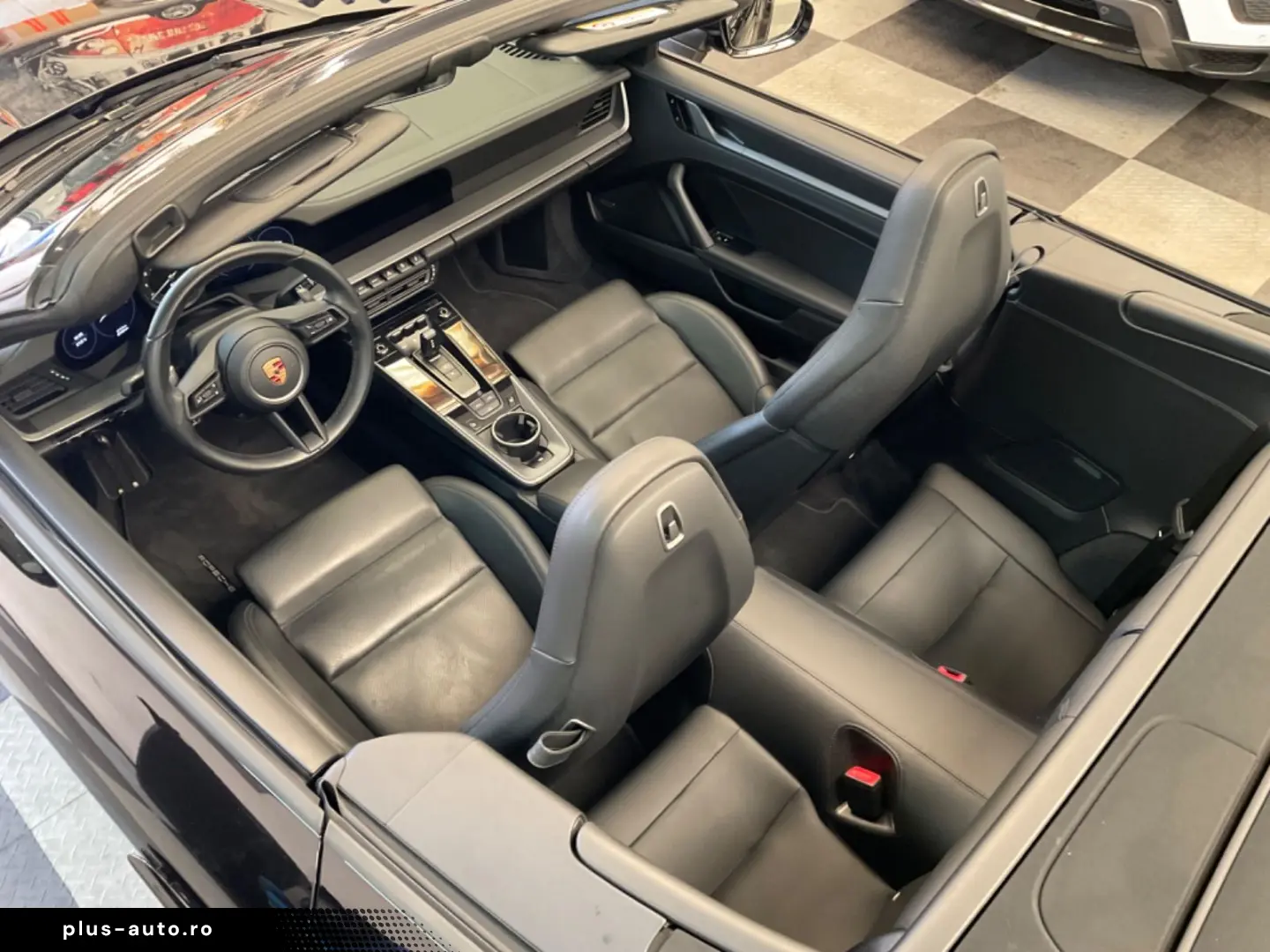 PORSCHE 992 Carrera 4 Cabriolet Aut 2.Hand Approved