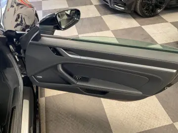 PORSCHE 992 Carrera 4 Cabriolet Aut 2.Hand Approved