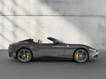 Ferrari Roma Spider