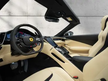 Ferrari Roma Spider