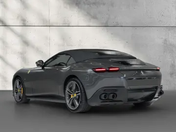 Ferrari Roma Spider