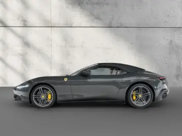 Ferrari Roma Spider