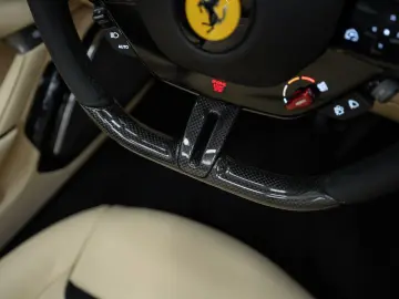 Ferrari Roma Spider