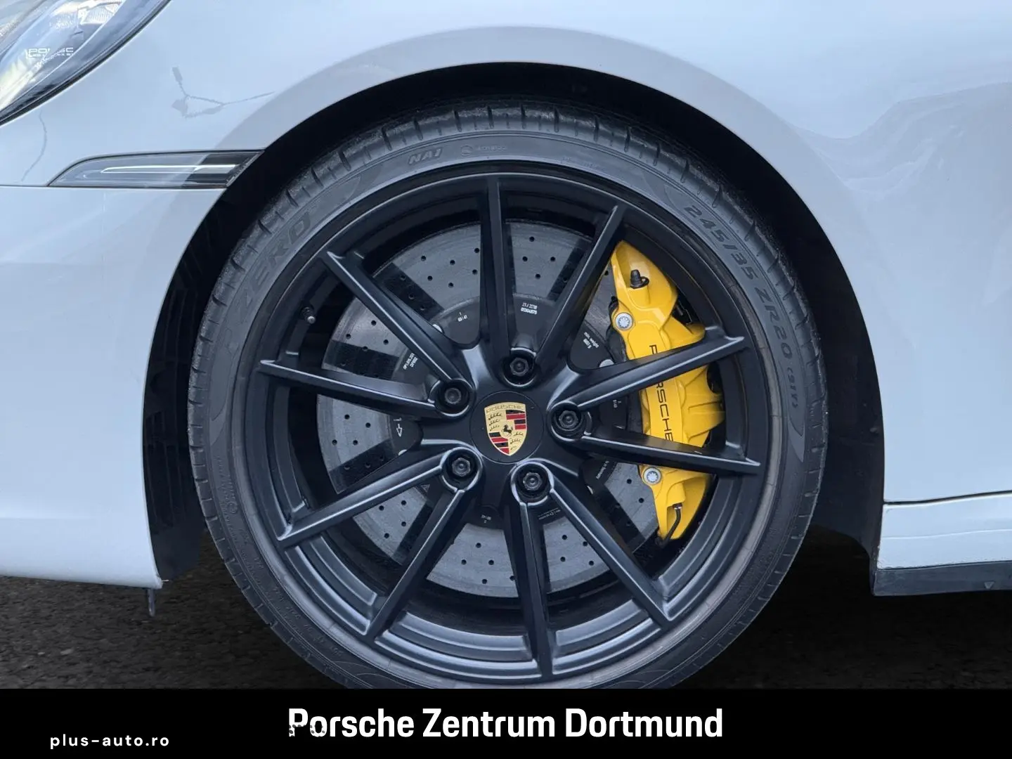 PORSCHE 992 911 Carrera 4 Liftsystem-VA Nachtsicht