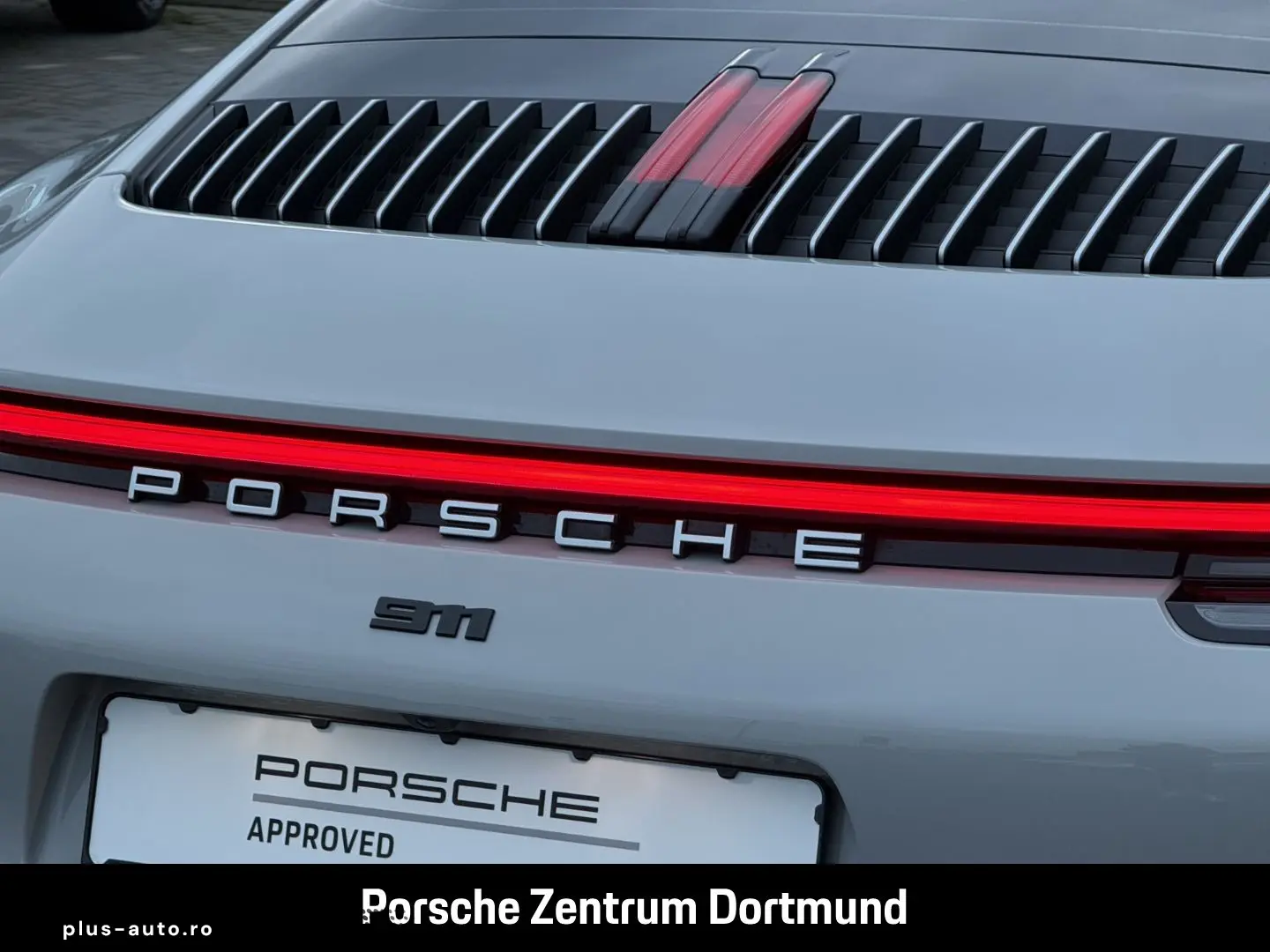 PORSCHE 992 911 Carrera 4 Liftsystem-VA Nachtsicht