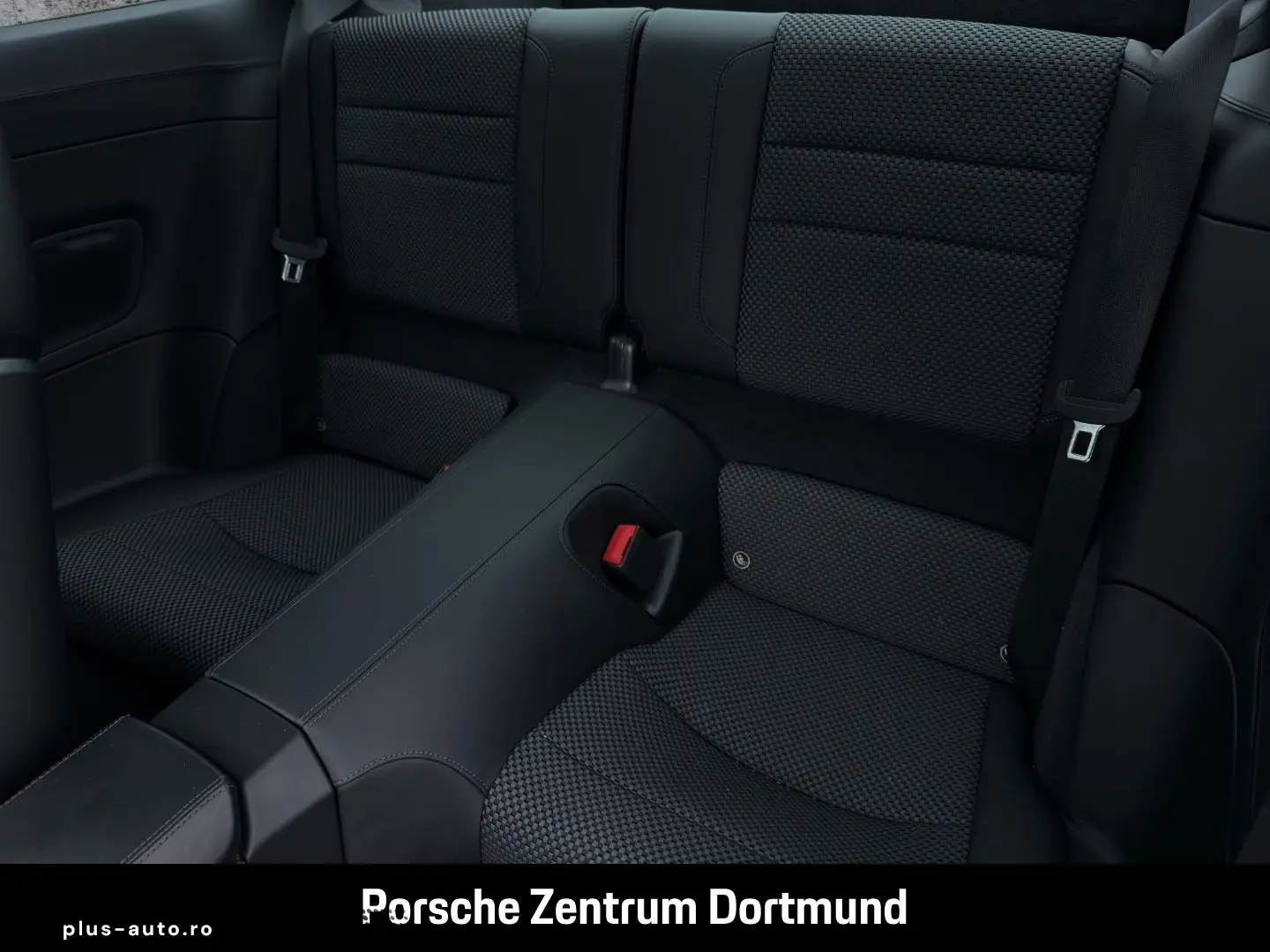 PORSCHE 992 911 Carrera 4 Liftsystem-VA Nachtsicht