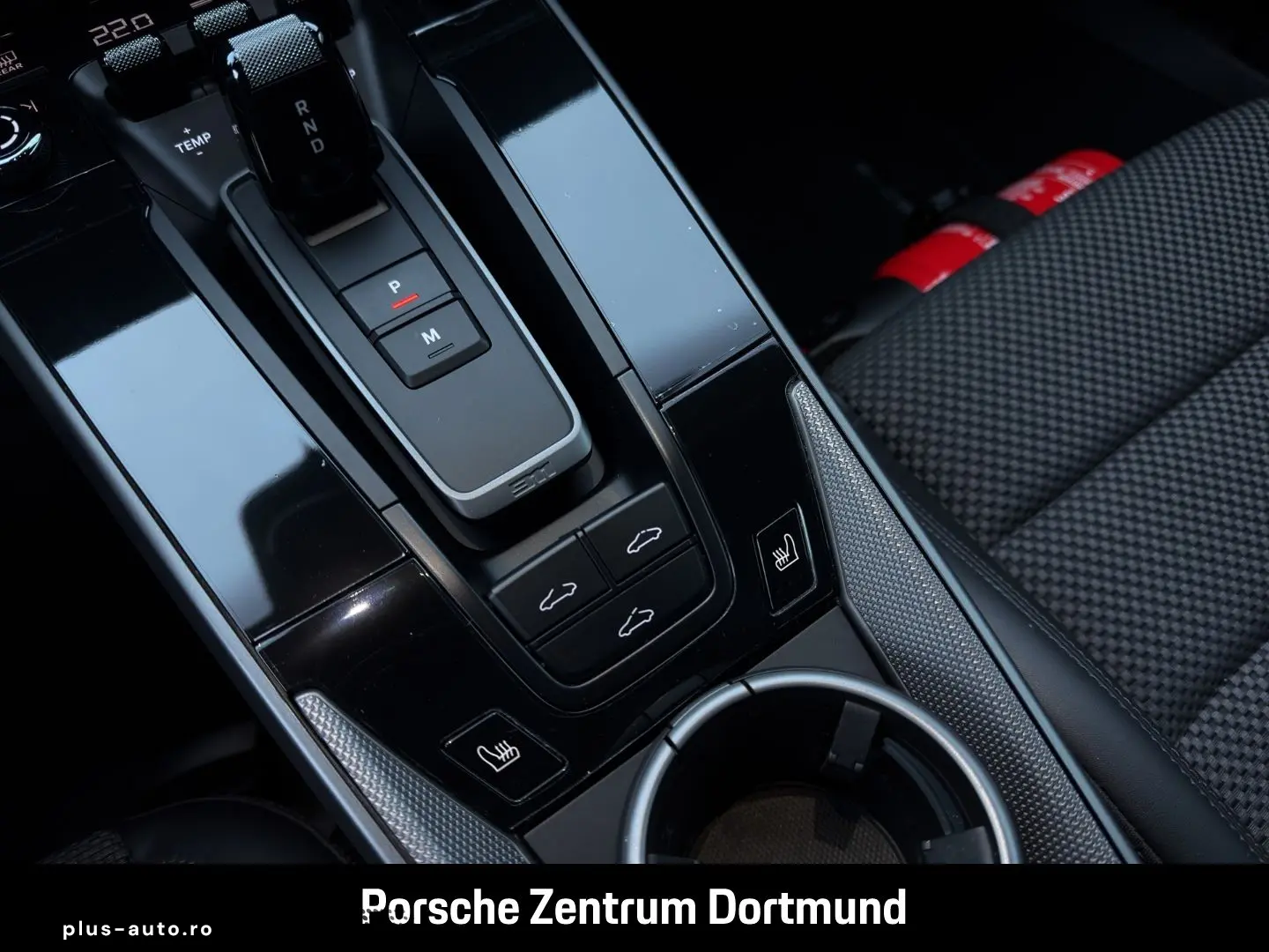 PORSCHE 992 911 Carrera 4 Liftsystem-VA Nachtsicht