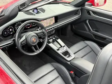 PORSCHE 992 911 CARRERA4 BOSE LEDER CHRONO KAMERA MEMORY