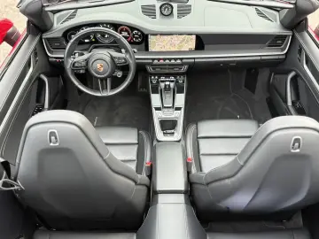 PORSCHE 992 911 CARRERA4 BOSE LEDER CHRONO KAMERA MEMORY