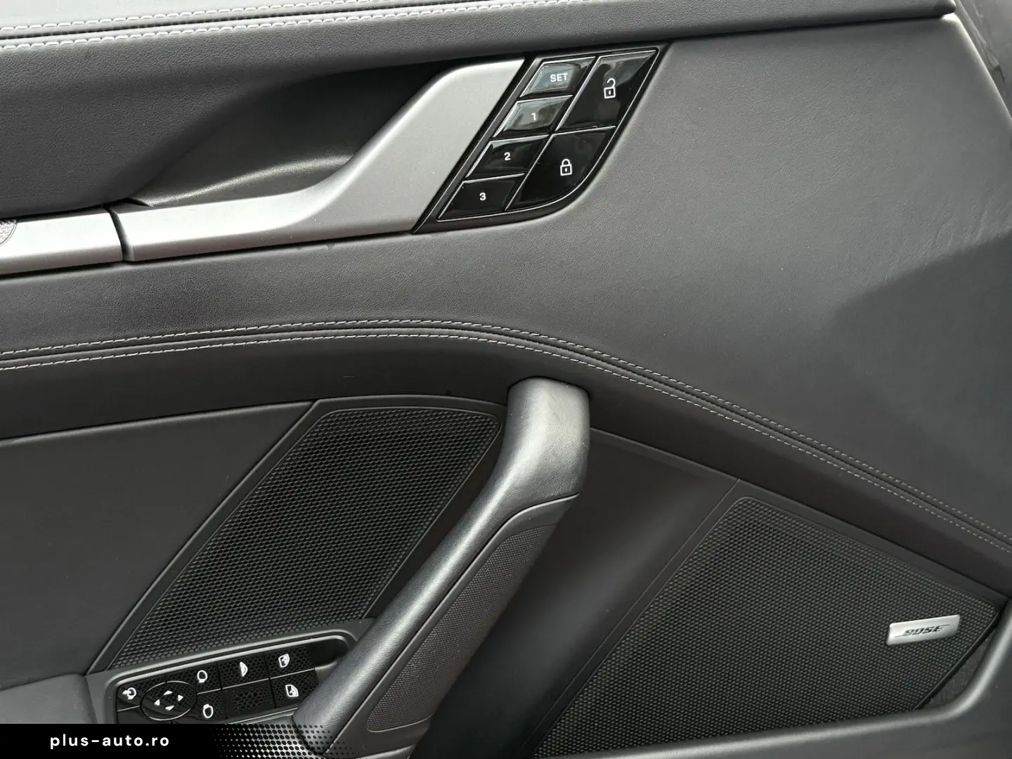 PORSCHE 992 911 CARRERA4 BOSE LEDER CHRONO KAMERA MEMORY