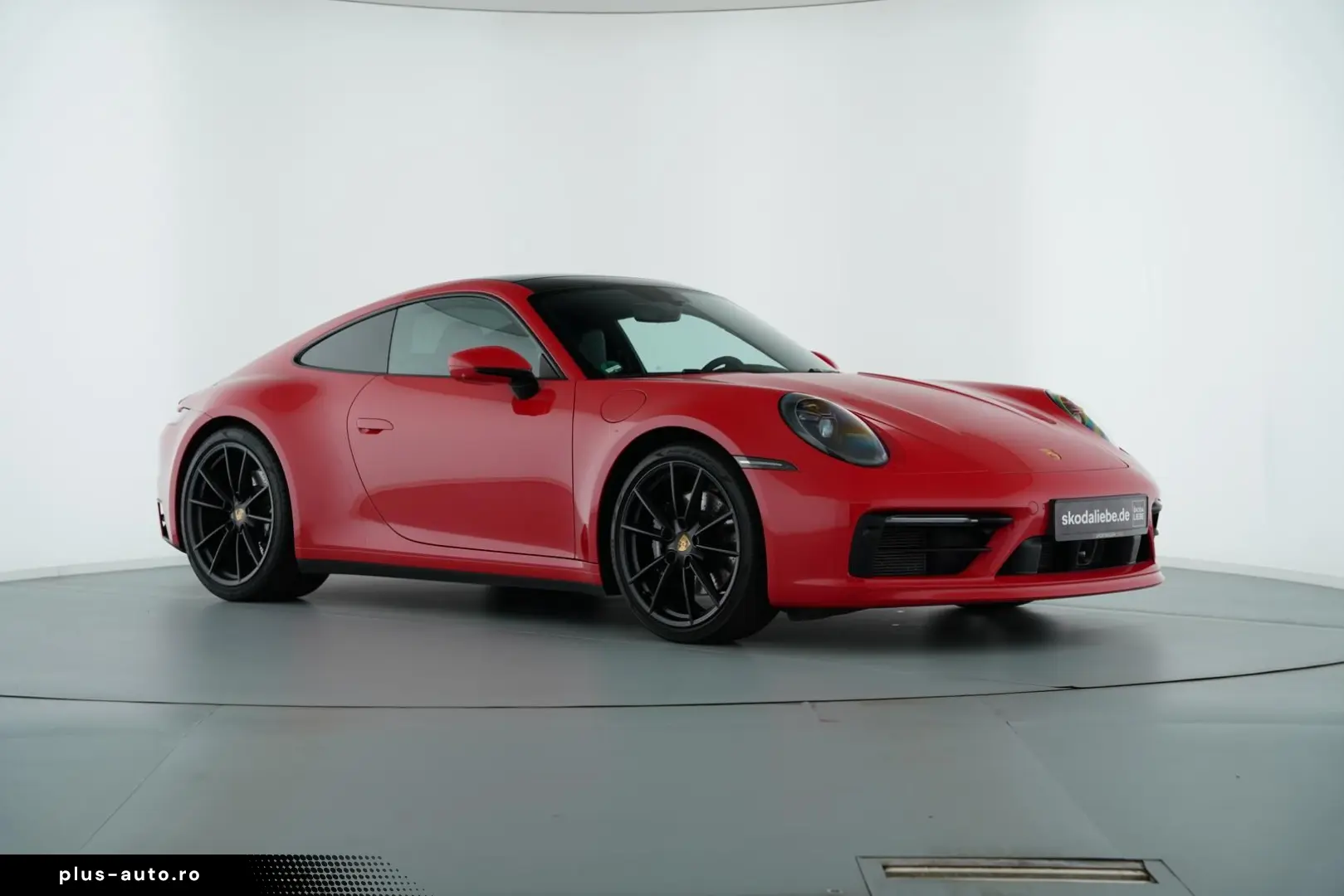 PORSCHE 992 CARRERA 4S CHRONO PANO LIFT MATRIX LED PDCC