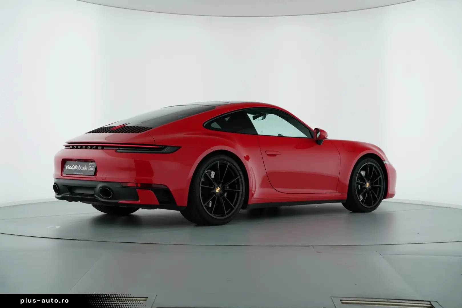 PORSCHE 992 CARRERA 4S CHRONO PANO LIFT MATRIX LED PDCC