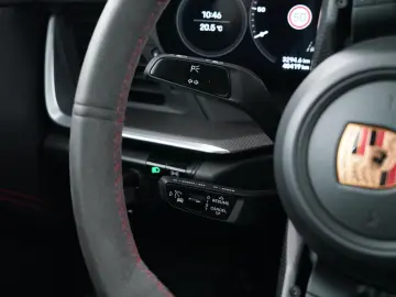 PORSCHE 992 CARRERA 4S CHRONO PANO LIFT MATRIX LED PDCC