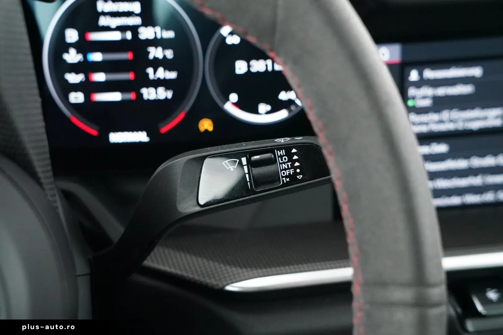 PORSCHE 992 CARRERA 4S CHRONO PANO LIFT MATRIX LED PDCC