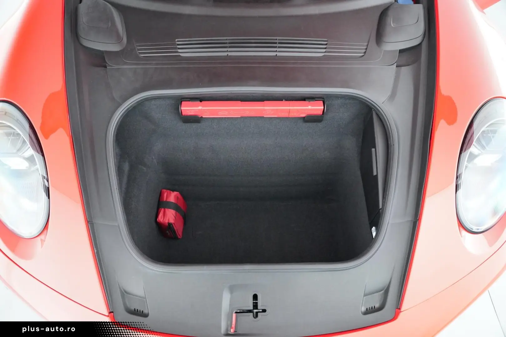 PORSCHE 992 CARRERA 4S CHRONO PANO LIFT MATRIX LED PDCC