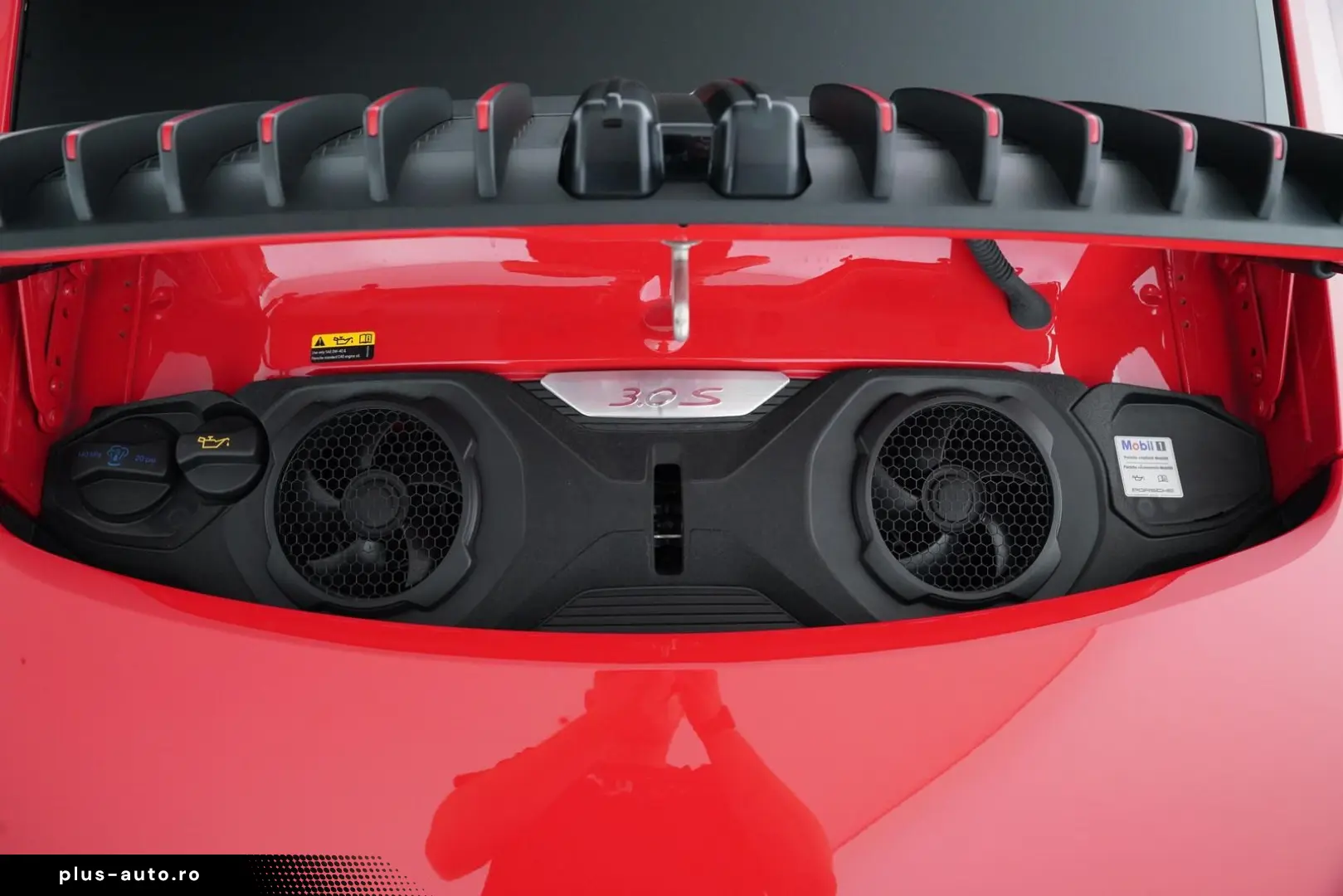 PORSCHE 992 CARRERA 4S CHRONO PANO LIFT MATRIX LED PDCC