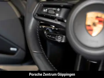 PORSCHE 992 911 Carrera 4S LED-Matrix Sportabgas BOSE