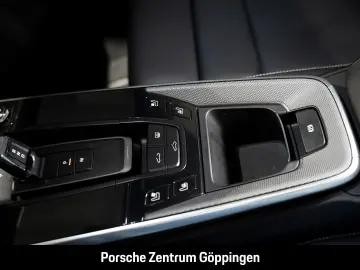 PORSCHE 992 911 Carrera 4S LED-Matrix Sportabgas BOSE