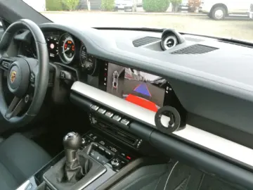 PORSCHE 992 gts 4 weiss 7 gang bose 360 grad 18 wege