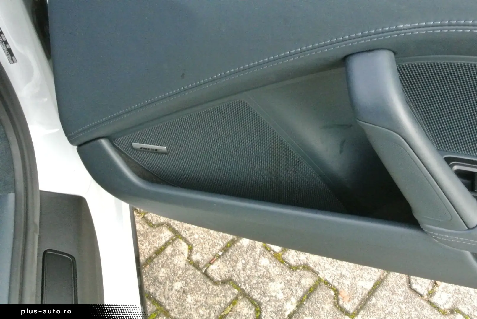 PORSCHE 992 gts 4 weiss 7 gang bose 360 grad 18 wege