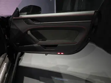 PORSCHE 992 GTS   6.100 KM