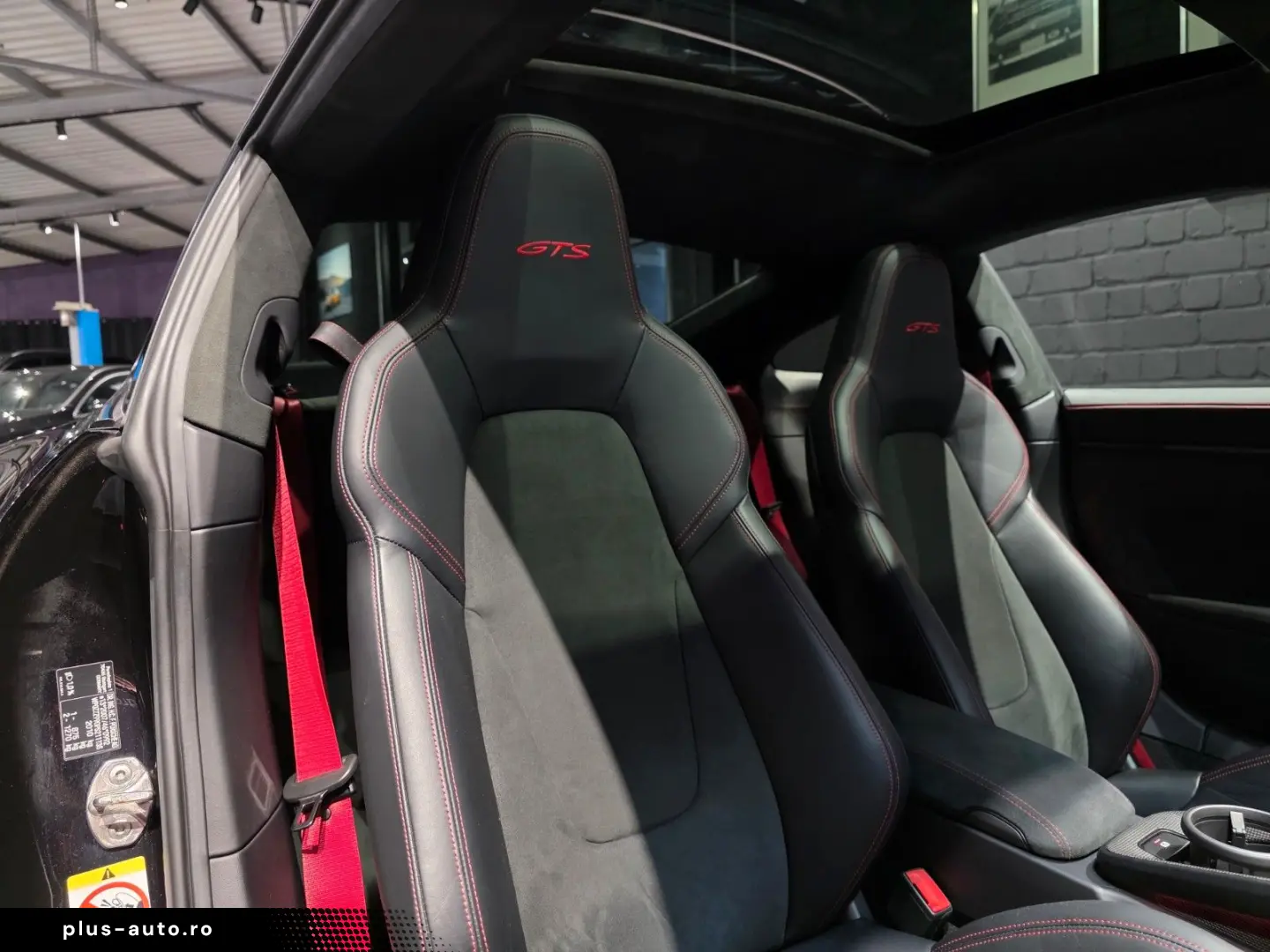 PORSCHE 992 GTS   6.100 KM