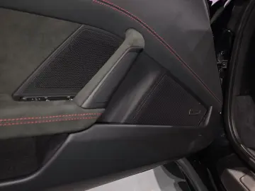 PORSCHE 992 GTS   6.100 KM