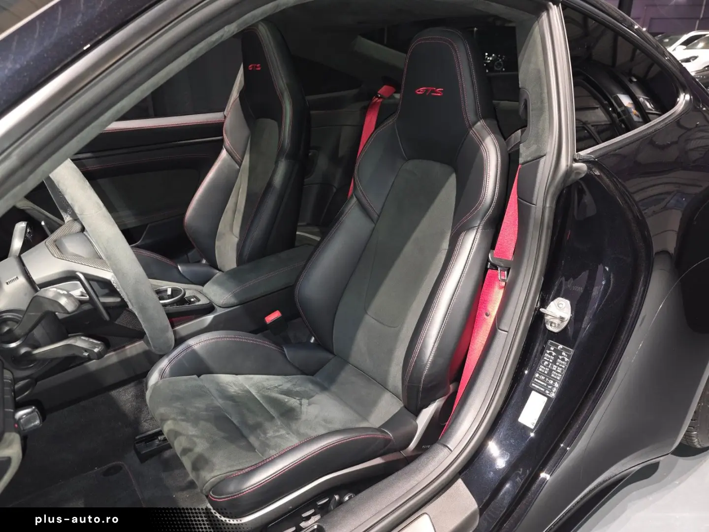 PORSCHE 992 GTS   6.100 KM