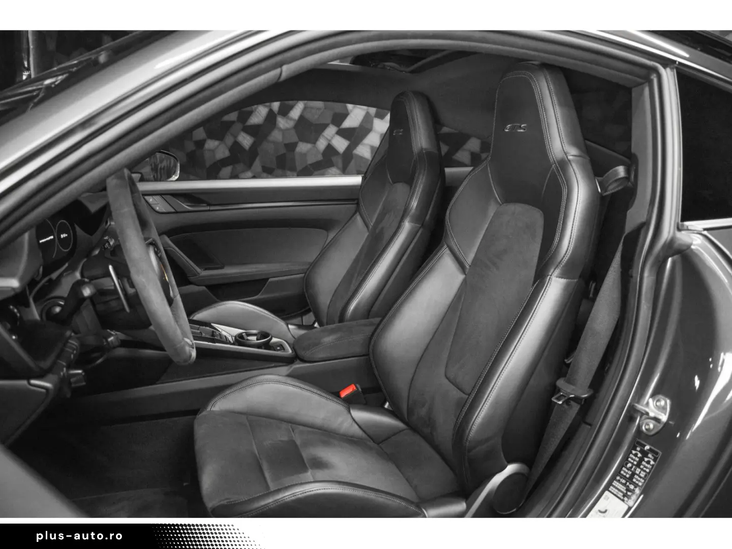 PORSCHE 992 Carrera 4 GTS Coupé PDK